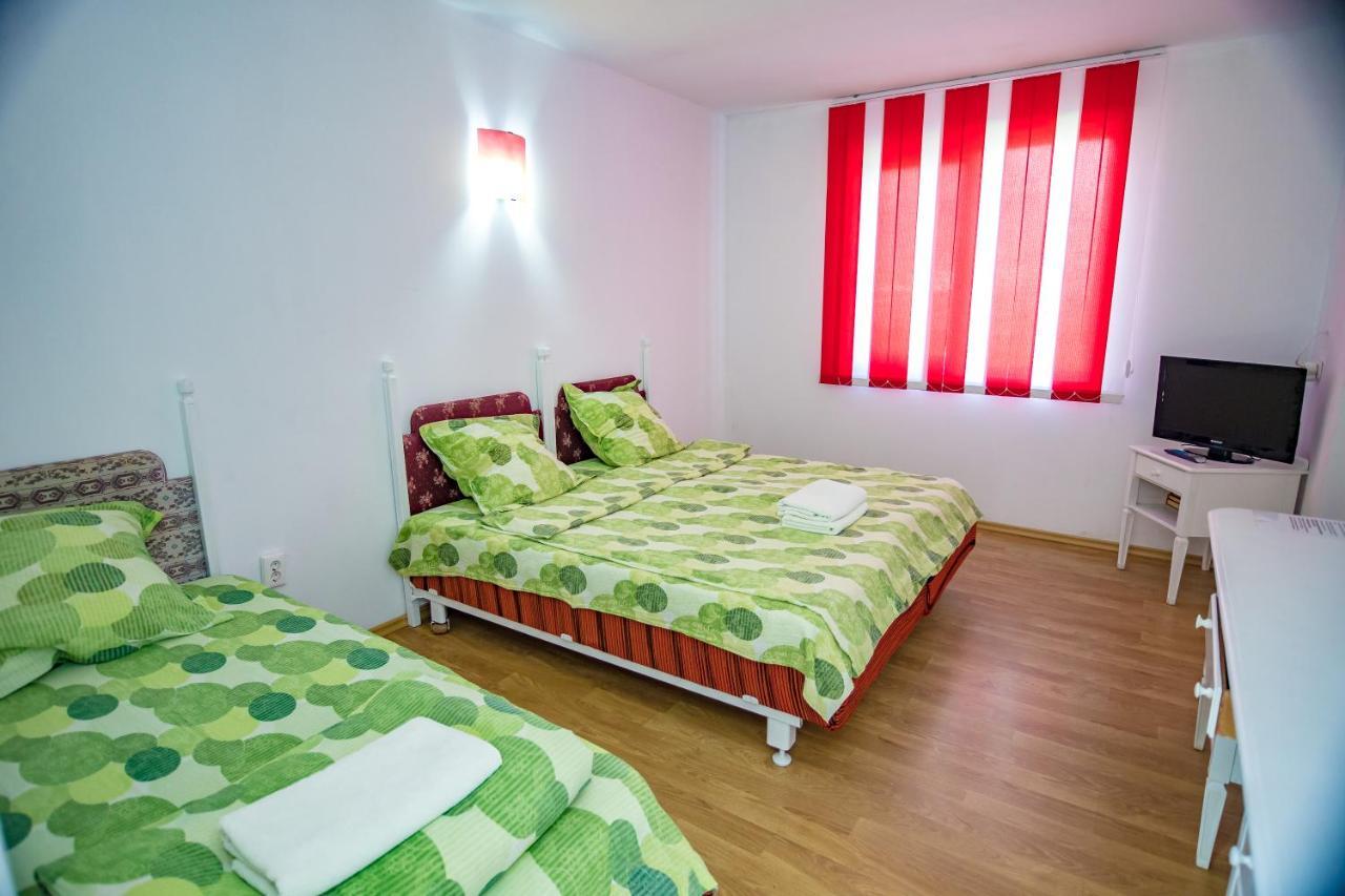 Old School Apartment Vama Veche Bagian luar foto